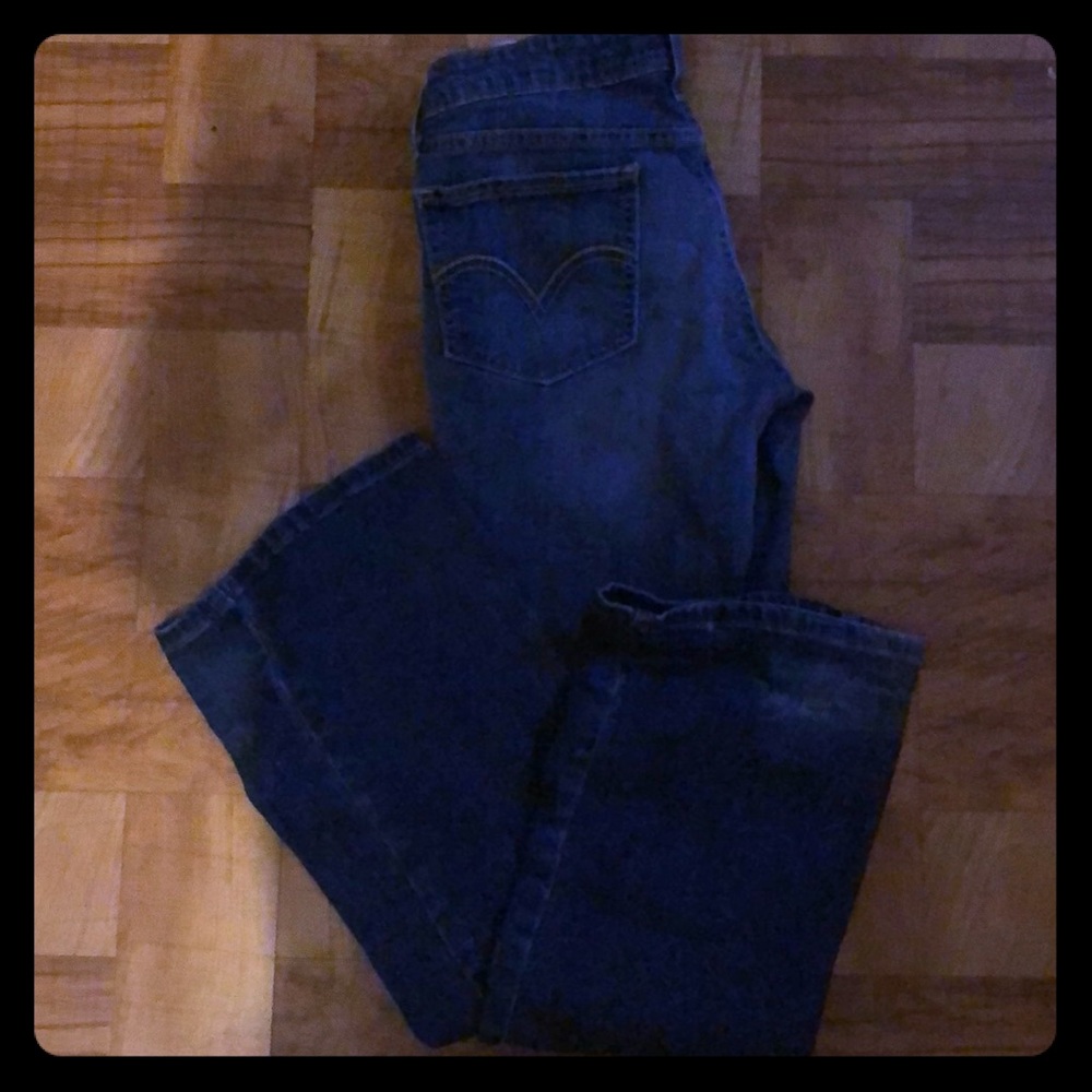 Levi jeans